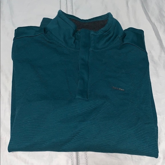 Calvin Klein long sleeve shirt - Picture 1 of 4